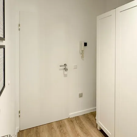 Schoene Ferienwohnung Im Zentrum Mit Self Check-In Und Free Wifi Эссен Экстерьер фото
