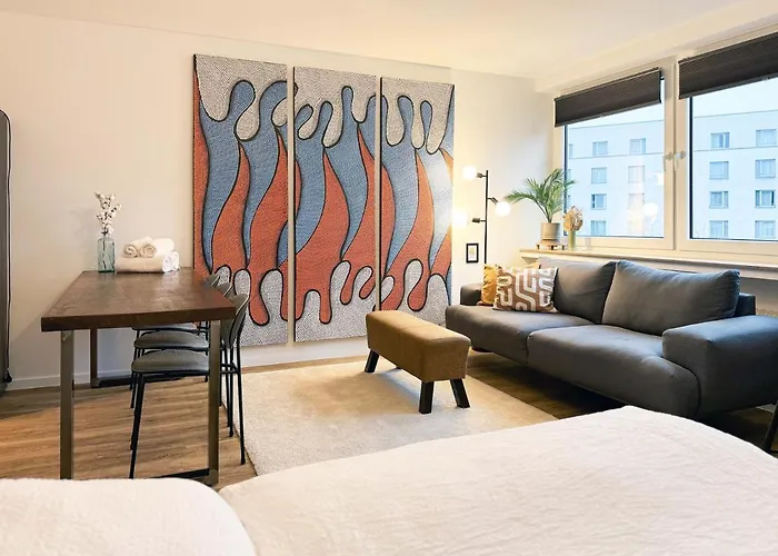 Schoene Ferienwohnung Im Zentrum Mit Self Check-In Und Free Wifi